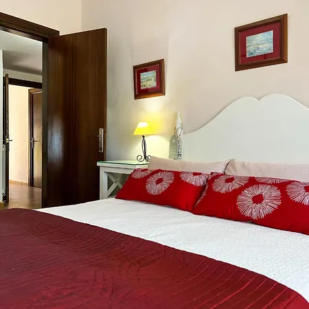 Σαλέ Tranquil With Private Pool & Views *