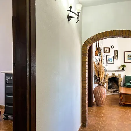 Chalet Tranquil With Private Pool & Views *
