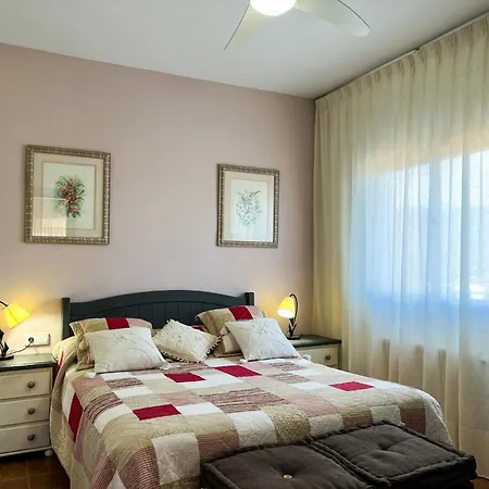 Tranquil With Private Pool & Views 샬레 Sant Cebrià de Vallalta
